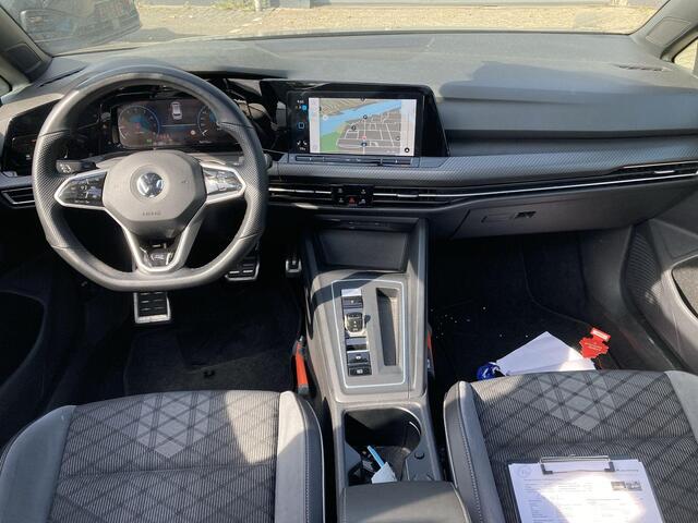 Volkswagen GOLF Variant 1.5eTSI/150PK DSG R-Line · Panoramadak · Navigatie · Parkeersensoren
