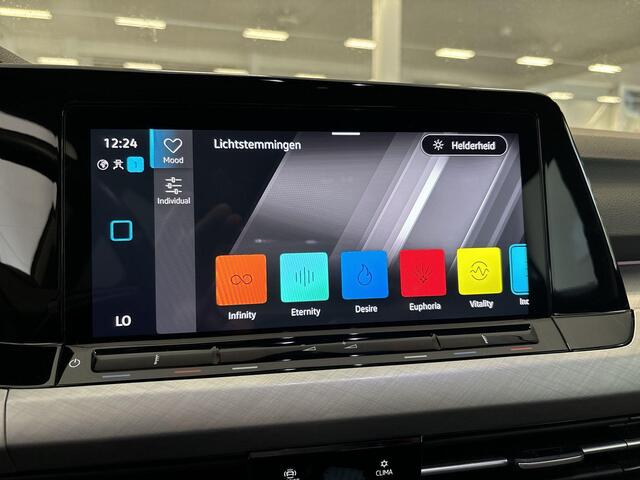 Volkswagen GOLF Variant 1.0 eTsi 110pk DSG Life · Apple/Android Car Play · Navi · P-Sensoren · Verkeersbord Herkenning · Sfeerverlichting · 16'' Inch · Garantie t/m 13-03-2027 of 100.000km