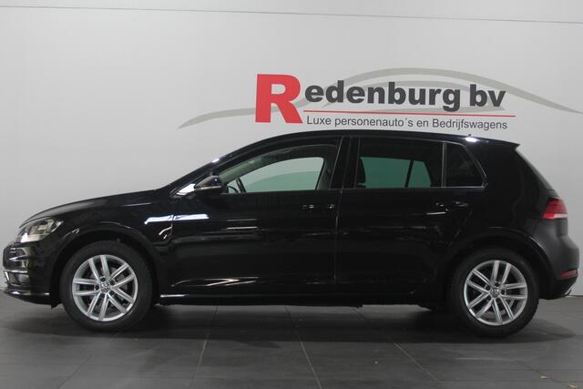 Volkswagen GOLF 1.0 TSI Trendline - Navi / Bluetooth / PDC