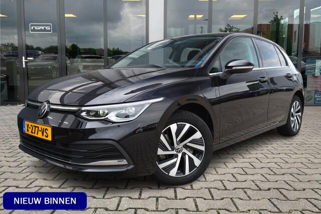 Volkswagen GOLF 1.4 eHybrid Style | ACC | Camera | Memory |