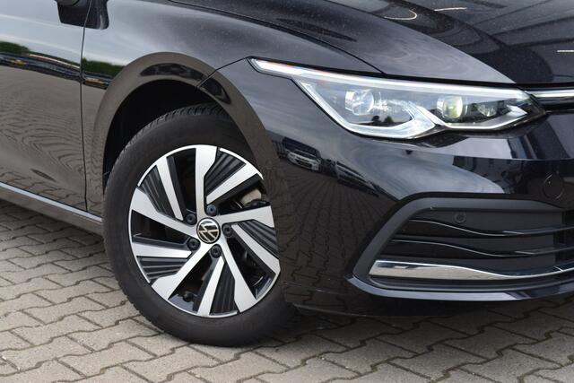 Volkswagen GOLF 1.4 eHybrid Style | ACC | Camera | Memory |