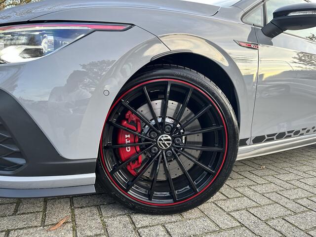 Volkswagen GOLF 2.0 TSI GTI ClubSport 45 Jahre Automaat | 300PK | Pano-Dak | Akrapovic | Info Bas: 0492-588982 Info Bas: 0492-588982 Whatsapp: 0492588988