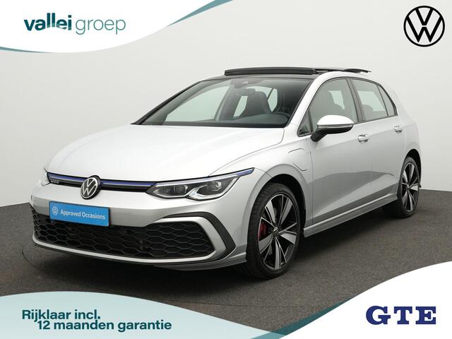 Volkswagen GOLF GTE 1.4 eHybrid 245 pk DSG | IQ Light | Panoramadak | Trekhaak | Stuur-/stoelverwarming | Achteruitrijcamera | Keyless | 18 inch