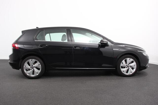Volkswagen GOLF 1.5 eTSI 150pk DSG Style | Navigatie | Apple Carplay/Android Auto | Parkeersensoren | Adaptive Cruise Control | Blind Spot Assist | Stoel- en stuurverwarming | Ledverlichting | Virtual Cockpit | Lane Assist | Climatronic