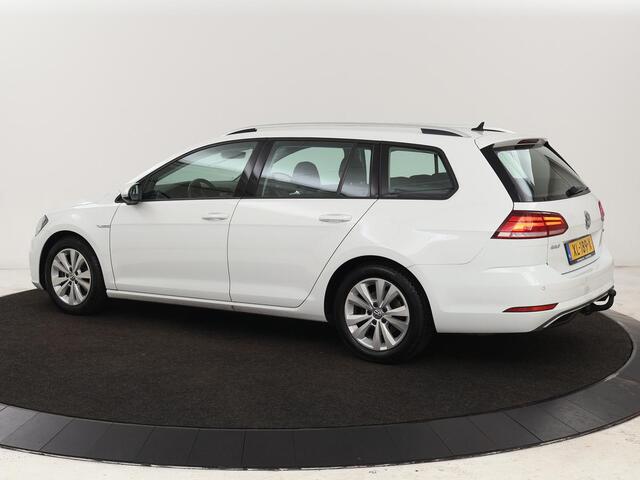 Volkswagen GOLF 1.5 TSI Comfortline Business | Stoelverwarming | Massage | Carplay | Navigatie | Adaptive cruise | Climate control | Parkeerhulp | Bluetooth