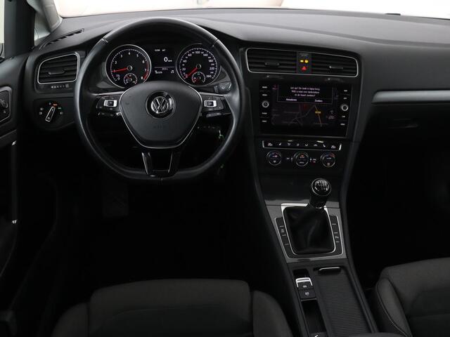 Volkswagen GOLF 1.5 TSI Comfortline Business | Stoelverwarming | Massage | Carplay | Navigatie | Adaptive cruise | Climate control | Parkeerhulp | Bluetooth
