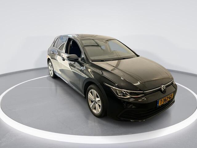 Volkswagen GOLF 1.0 Tsi 110pk Life · Apple/Android Car Play · Navi · P-Sensoren · ACC · Sfeerverlichting · 16'' Inch · Garantie t/m 21-06-2027 of 100.000km