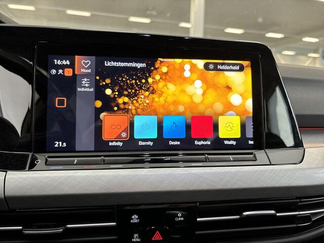 Volkswagen GOLF 1.0 Tsi 110pk Life · Apple/Android Car Play · Navi · P-Sensoren · ACC · Sfeerverlichting · 16'' Inch · Garantie t/m 21-06-2027 of 100.000km