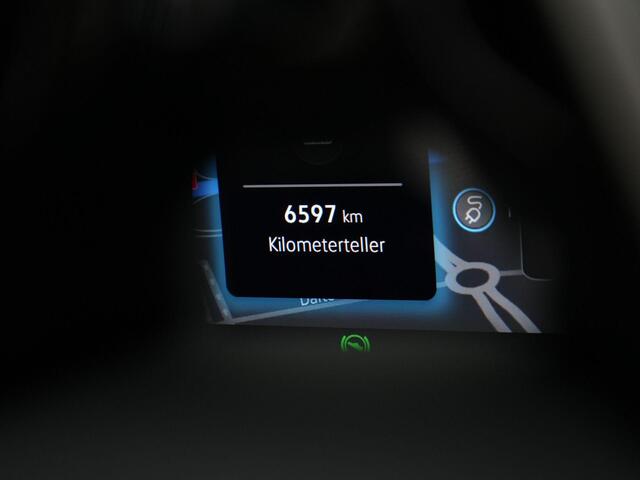 Volkswagen GOLF 1.5 eTSI 150 pk DSG Style Edition 50 | Panoramadak | Trekhaak | Geheugen-/massagestoel | Adaptief onderstel | Head-up display