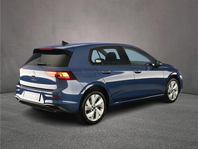 Volkswagen GOLF Life Edition 1.5 TSI eHybrid 204pk DSG Automaat Adaptive cruise control, Achteruitrijcamera, Stuurwiel verwarmd, LED koplampen, App connect, Parkeersensoren