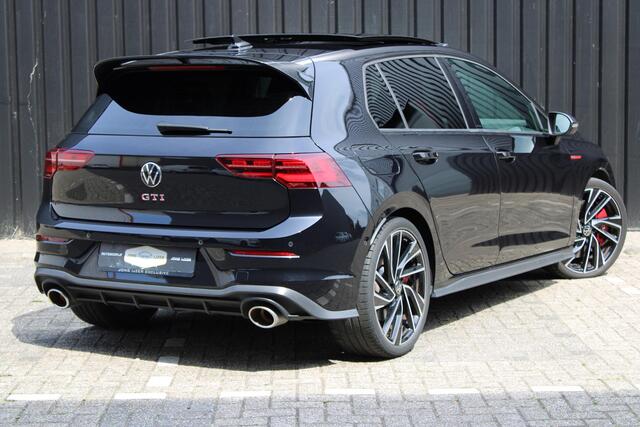 Volkswagen GOLF 2.0 TSI GTI CLUBSPORT PANO HARMAN KAR HUD IQLIGHT