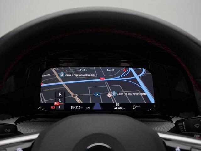 Volkswagen GOLF 2.0 TSI 300 pk DSG GTI Clubsport | Panoramadak | Harman/Kardon | Adaptief sportonderstel | Head-up display | IQ Light