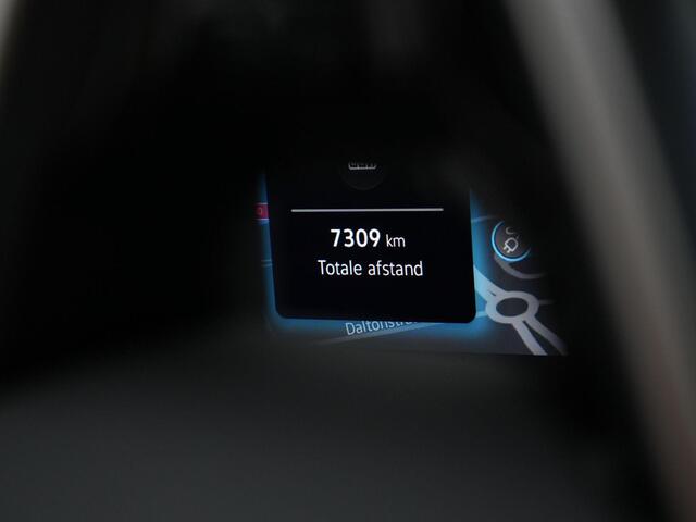 Volkswagen GOLF 1.5 eTSI 150 pk DSG R-Line Edition | Panoramadak | Trekhaak | Harman/Kardon | Head-up display | Stuur-/stoelverwarming