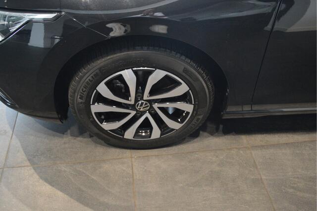 Volkswagen GOLF 1.5 TSI ACTIVE navi clima cruise led pdc 150 pk !!