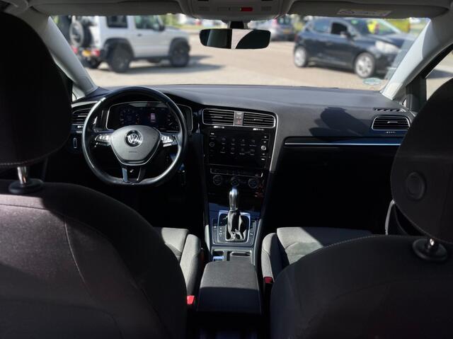 Volkswagen GOLF 1.5TSI DSG CAMERA NAVI TREKHAAK ADD CRUISE