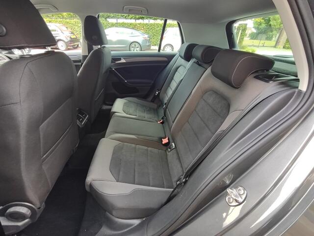 Volkswagen GOLF 1.0 TSI COMFORTLINE ERGO STOELEN