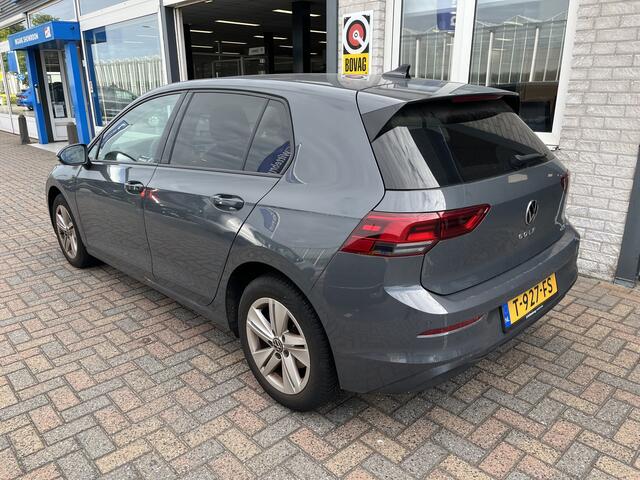 Volkswagen GOLF 1.0 eTSI Life Business / AUTOMAAT/ GARANTIE TM 06-2027/ ELEKTR. STOELEN/ 16" LMV/ MATRIX/ NAVI/ APP-CONNECT/ PARK. SENSOREN/ CLIMA