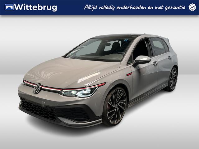 Volkswagen GOLF 2.0 TSI GTI Clubsport / AUTOMAAT/ 300 PK/ PANO/ HARMAN KARDON/ 19" LMV/ APP CONNECT/ ALCANTARA/ PARK. SENSOREN/ RIJ-MODI/ STUUR-STOEL VERWARM./ CLIMA/ NAVI