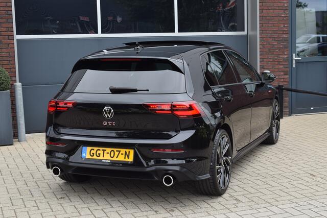 Volkswagen GOLF GTI 2.0 TSI 245pk DSG | Leer | Pano | HUD | H&K | IQ-light