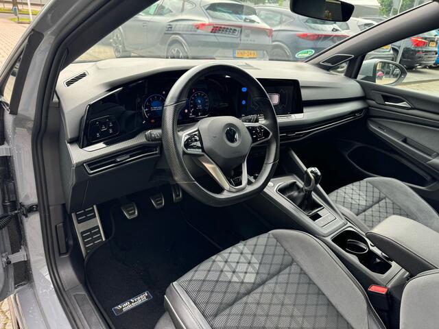 Volkswagen GOLF 1.5 TSI R-Line virtual cockpit, navi, cruise, sportstoelen