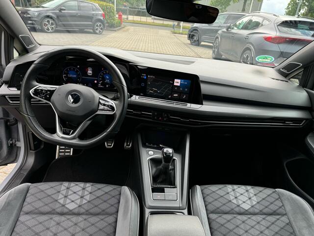 Volkswagen GOLF 1.5 TSI R-Line virtual cockpit, navi, cruise, sportstoelen