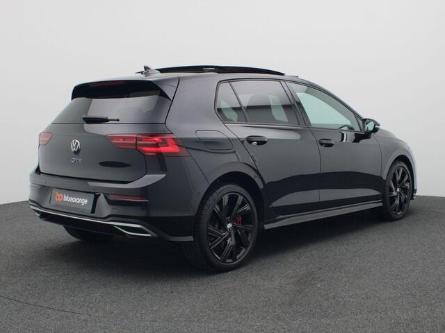 Volkswagen GOLF 1.4 eHybrid GTE 245PK DSG matrix led, head-up display, side-assist, standkachel, achteruitrijcamera, keyless, adaptive cruise, stuur-stoelverwarming V & A, panoramadak, alarm, 18" lichtmetaal