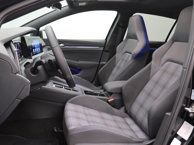 Volkswagen GOLF 1.4 eHybrid GTE 245PK DSG matrix led, head-up display, side-assist, standkachel, achteruitrijcamera, keyless, adaptive cruise, stuur-stoelverwarming V & A, panoramadak, alarm, 18" lichtmetaal
