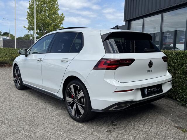 Volkswagen GOLF 8 GTE 1.4 TSI 245pk DSG / Aut. E-Hybrid IQ Light Head Up Panoramadak 18" 47dkm!!