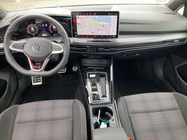 Volkswagen GOLF 2.0 TSI 265pk DSG GTI · Panoramadak · Camera + Parkeersensoren · Navigatie · Head-up Display · Apple Car Play ·