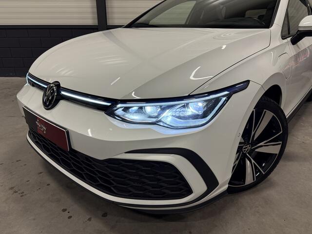 Volkswagen GOLF 1.4 eHybrid GTE 245PK PANO/HEAD-UP/IQ-LIGHT/ACC/18"/SFEER/CAMERA/CARPLAY/KEYLESS/SPORTSTOELEN ALCANTARA-STOF RUIT/VIRTUAL/PRIVACY/PDC+ASSISTENT/ABSOLUTE NIEUWSTAAT/VW DEALER OH HISTORIE