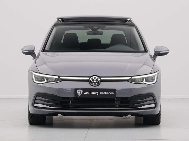 Volkswagen GOLF 1.4 eHybrid 204pk Style Panorama Navigatie Camera Massage Demo RV