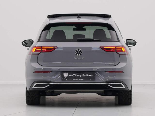 Volkswagen GOLF 1.4 eHybrid 204pk Style Panorama Navigatie Camera Massage Demo RV