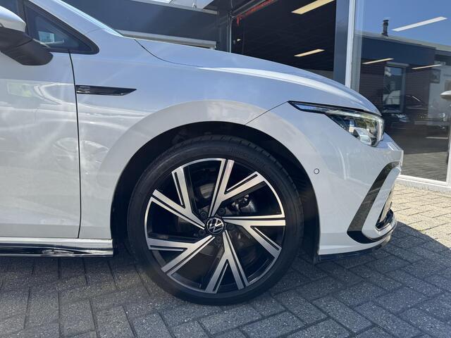 Volkswagen GOLF Variant 1.5 eTSI R-Line PANO | H/K | CAMERA