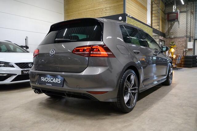 Volkswagen GOLF 1.4 TSI R-Line DSG * Keyless - App - Navi - 18" - Massage - Xenon - LED *
