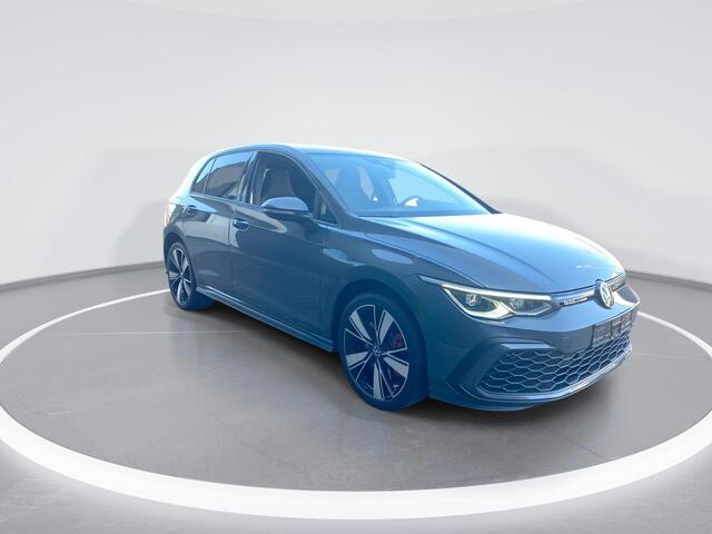 Volkswagen GOLF 1.4TSIeHybrid 180kW/245PK GTE DSG · Navigatie · Camera + Parkeersensoren · Stoel-&stuurverwarming