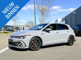 volkswagen-golf-8-2.0-tsi-gti-dsg-i