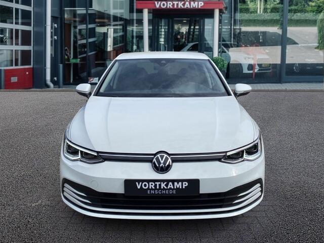 Volkswagen GOLF 1.5 TSI LIFE BUSINESS NAVI/CAMERA/ACC/LED/CARPLAY