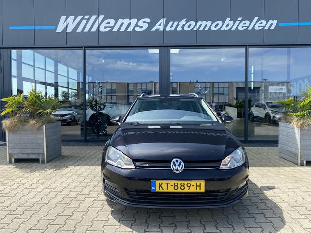 Volkswagen GOLF Variant 1.0 TSI Connected Series App Connect , Navigatie, Climate Control