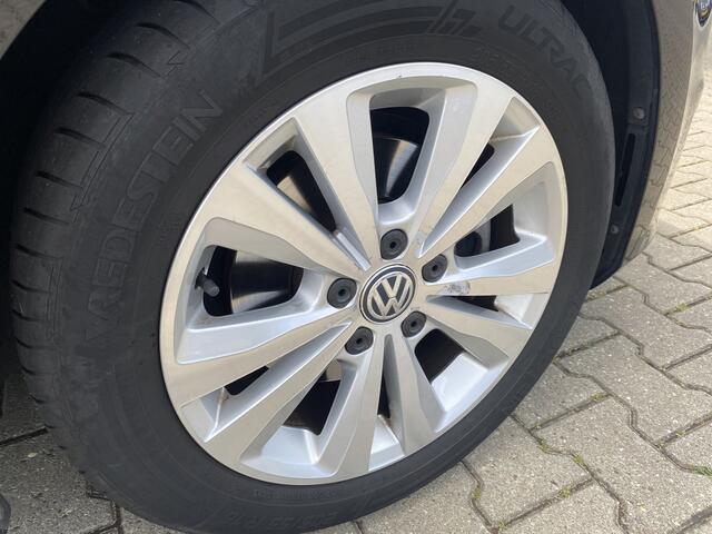 Volkswagen GOLF Variant 1.0 TSI Connected Series App Connect , Navigatie, Climate Control
