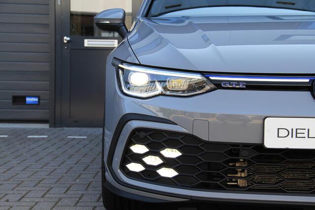 Volkswagen GOLF 1.4 eHybrid GTE Panorama dak | 19' Adelaide velgen | Nardo Grey | Assistentie pakket | Winter pakket