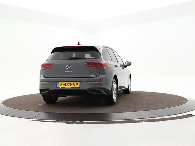 Volkswagen GOLF 1.0 eTsi 110pk DSG Life · Apple/Android Car Play · Navigatie · P-Sensoren · Sfeerverlichting · DAB · 16'' Inch · Garantie t/m 14-03-2027 of 100.000km