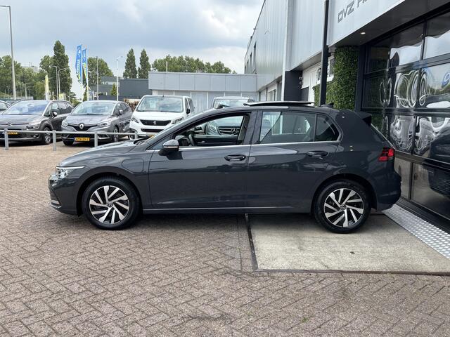Volkswagen GOLF 1.4 eHybrid 204PK Style | Pano | Memory | IQ-Light | BTW