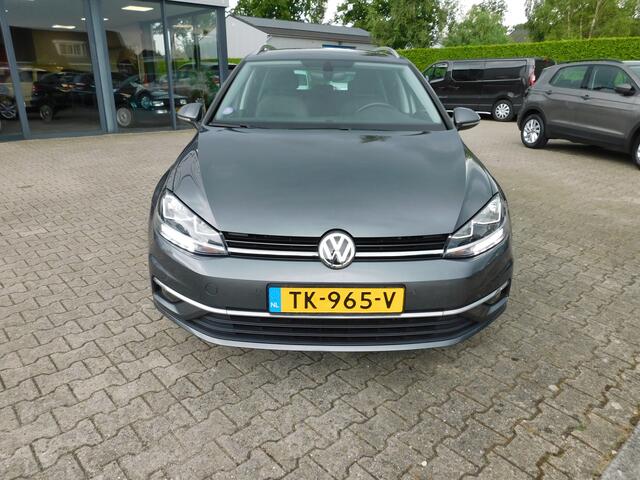 Volkswagen GOLF Variant 1.0 TSI Highline