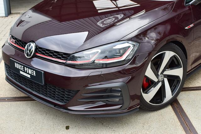 Volkswagen GOLF 2.0 TSI GTI Performance *Dynaudio | ACC | Alcantara/Leder | Remus | Keyless | Apple Carplay | Stoelverwarming | Camera | Sfeerverlichting*