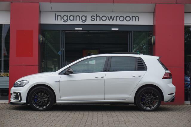Volkswagen GOLF 1.4 TSI PHEV GTE | Maxton Pakket | Virtual Cockpit | Panoramadak | Camera | ACC |