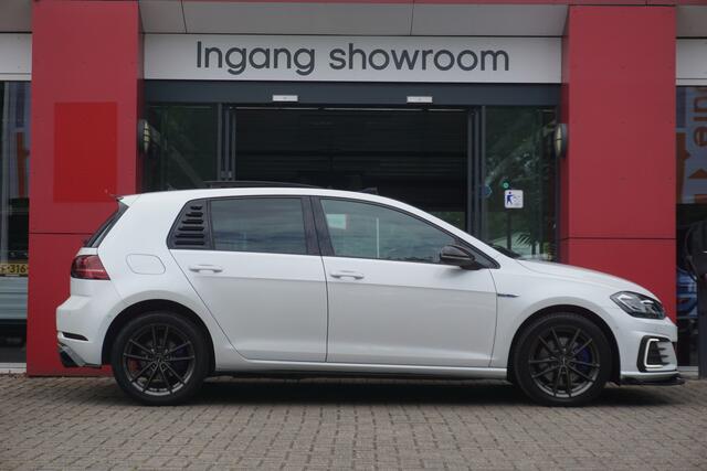 Volkswagen GOLF 1.4 TSI PHEV GTE | Maxton Pakket | Virtual Cockpit | Panoramadak | Camera | ACC |