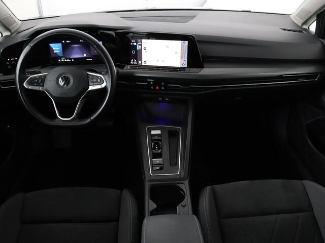 Volkswagen GOLF 1.4 eHybrid Style | Stoel & stuurverwarming | Carplay | Sfeerverlichting | Massage | Memory | Parkeerhulp | Navigatie | Full LED | Adaptive cruise