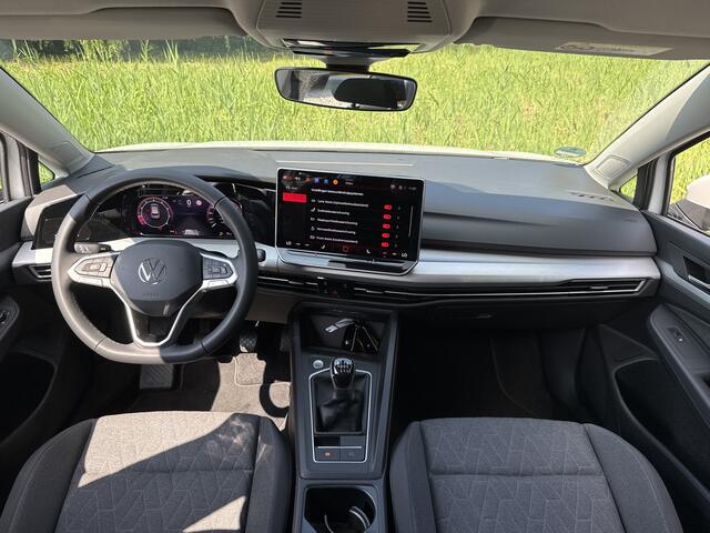 Volkswagen GOLF NEW 1.5 TSI LIFE PDC/CARPLAY/FABRIEKSGARANTIE
