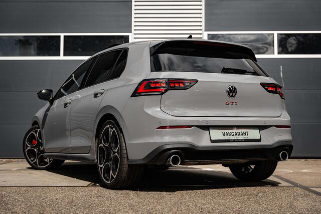 Volkswagen GOLF 8.5 2.0 TSI GTI |Pano |360° |Head-up |Sfeer