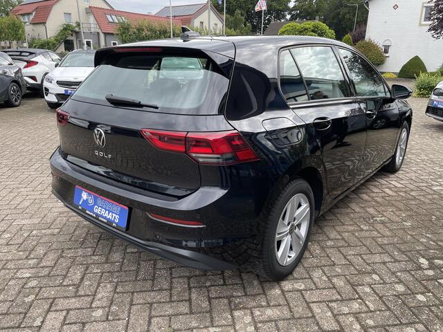 Volkswagen GOLF 1.5 TSI | Navigatie, Apple carplay/Android Auto, Parkeersensoren V+A, Adaptive cruise controle, Stoel en stuurverwarming